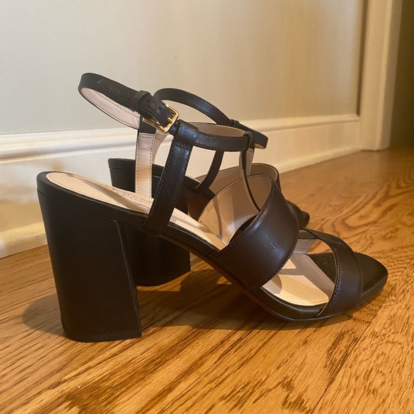 Cole Haan Block Heel Sandal size 9.5M in Black - Picture 2 of 5